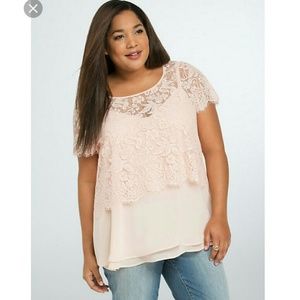 Torrid lace crop top pink (petal)